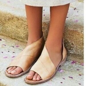 Free People Mounte Blanc leather sandals
Size 39.5